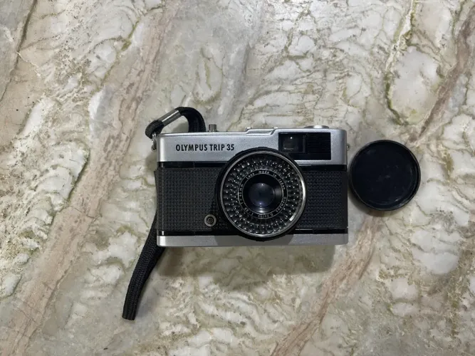 Camera fotografica Olympus antiga para colecionador