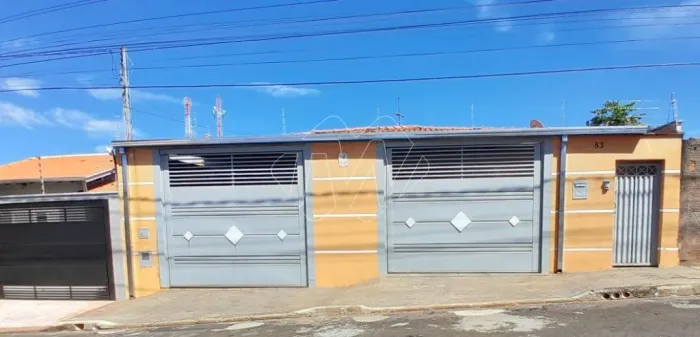 Venda de Casas / Padrão na cidade de Araraquara