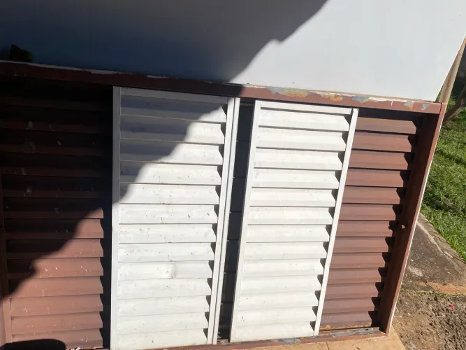Janela de Ferro 150x100