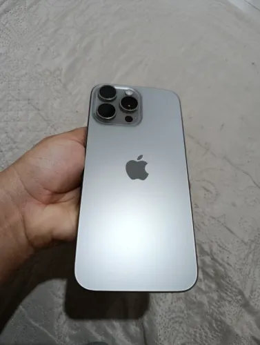 IPHONE 16 PRO MAX 256g