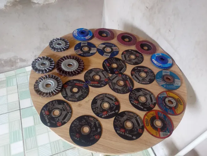 Vendendo discos váriados