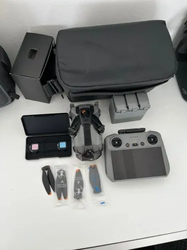 Drone Mini 5 Pro combo fly More Plus Controle com tela