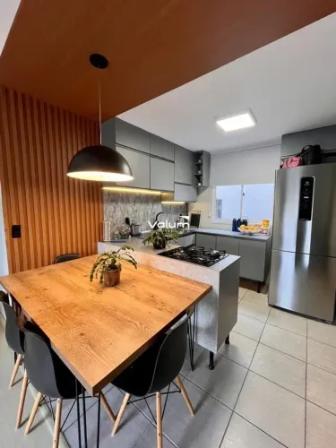 APARTAMENTO SEMI MOBILIADO NO BAIRRO SANTA LÚCIA