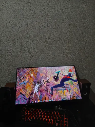 Monitor AOC