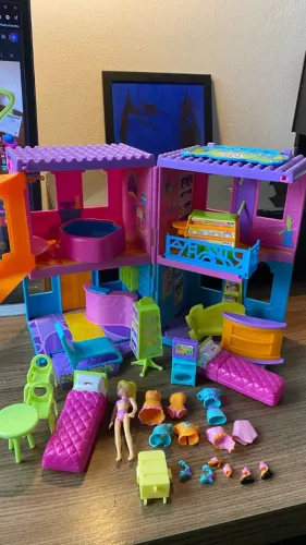 hotel polly pocket