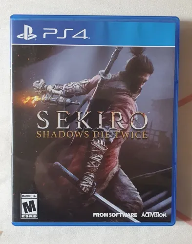 Sekiro - PS4 (Usado)