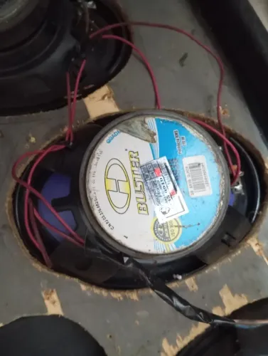 Vende tampão de som 4 auto falante