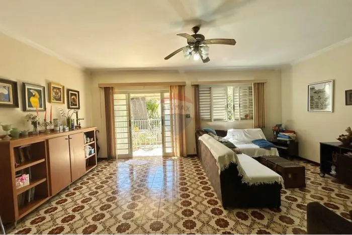 Casa a venda Jardim Elite - Terreno 1.148,50m², área construída 302m², 4 suites Preço R$ 1