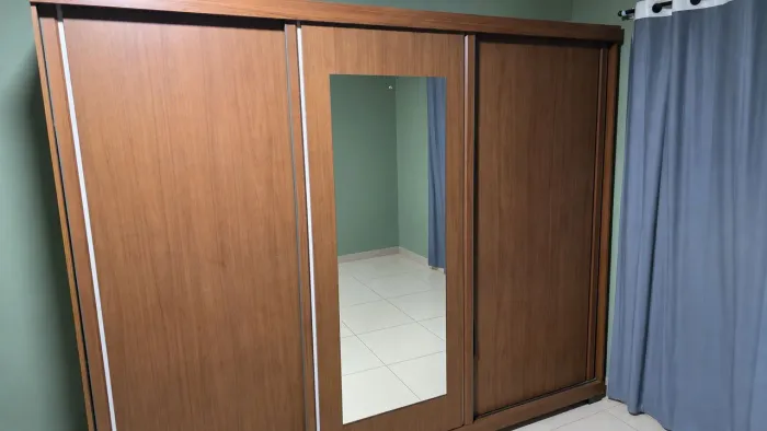 Guarda-Roupa de Casal 3 Portas