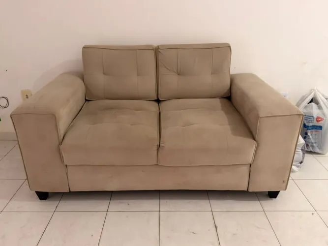 Sofá 2 lugares 