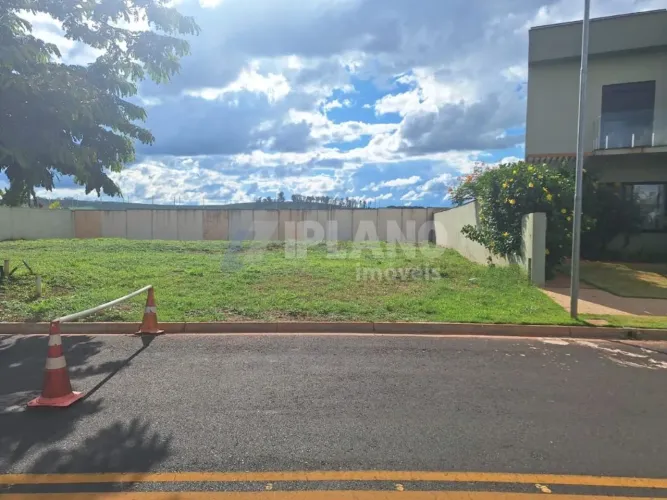 Venda de Terreno / Condomínio na cidade de Ribeirão Preto