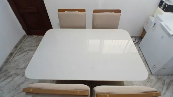 Mesa jantar retangular 4 cadeiras