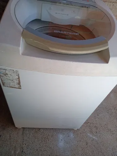 Vendo máquina de lavar roupa Brastemp ative de 11KG funcionando perfeitamente