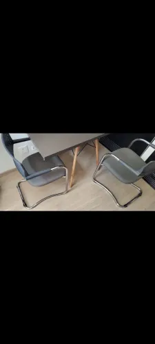 Conjunto mesa + 2 cadeiras 