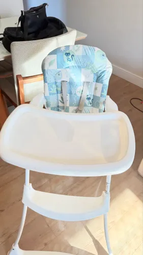 VENDO KIT INFANTIL: CADEIRA DE ALIMENTAÇÃO + TAPETE DE BANHO 