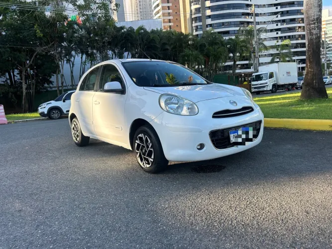 Nissan March S 1.0 16V Flex Fuel 5P 2014