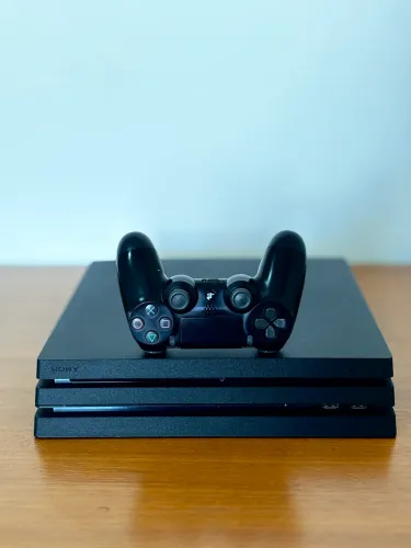 PS4 PRO - 1TB - IMPECÁVEL