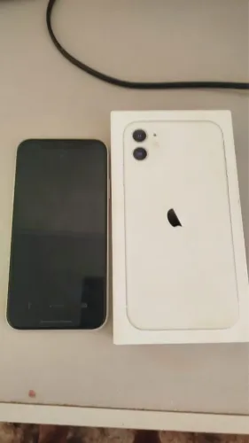 iPhone11 64Gb 89% bateria