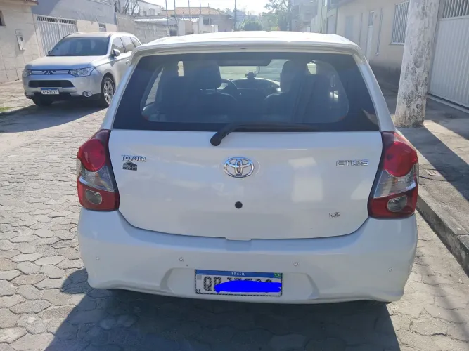 Toyota Etios X 1.3 Flex 16V 5P Aut. 2020