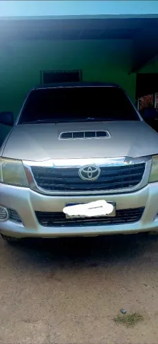Toyota Hilux CD D4-d 4X4 3.0 TDI Dies. Mec. 2013