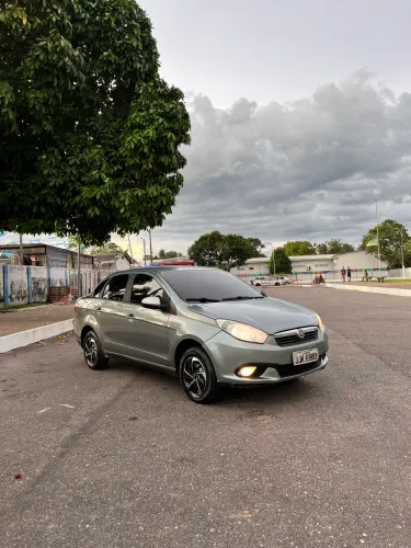 Fiat Grand Siena Attrac. 1.4 EVO F.flex 8V 2013