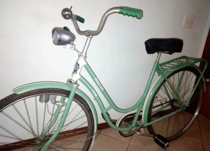 Linda bicicleta Retrô ano 1952
