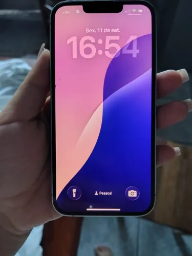 iPhone 16e