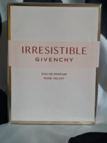 Perfume Irresistible Givenchy Rose Velvet