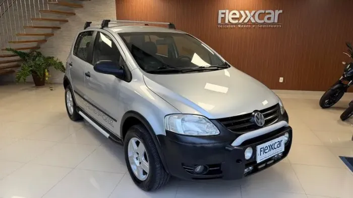 Volkswagen Crossfox 1.6 MI Total Flex 8V 5P 2005