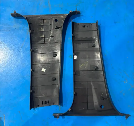 par de moldura plástica da Coluna B CHEVROLET S10 2018