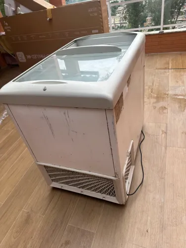 Freezer metalfrio tampa de vidro 220
