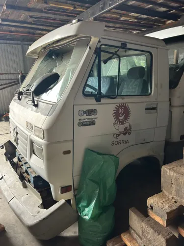 Cabine volks 8.150