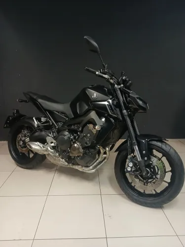 YAMAHA MT-09 ABS