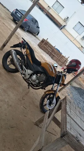 Cb 300 7 mil na mão ou trocar
