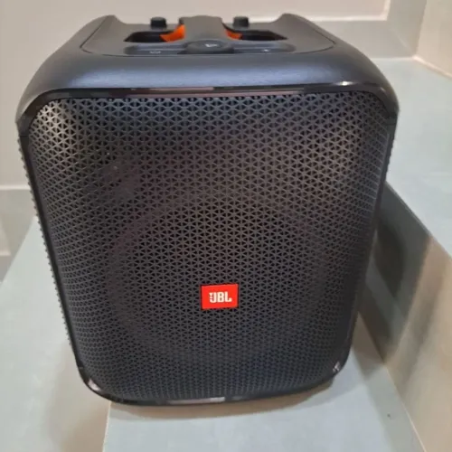 JBL ENCORE - 100w potente , novinha, não estou usado, aceito cartão