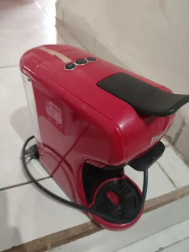 Vendo cafeteira (cápsulas) PHILCO
