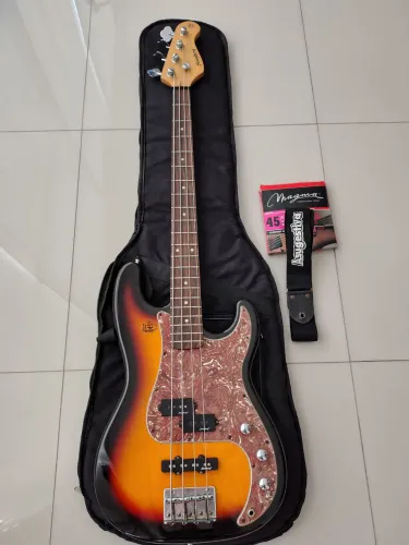 Baixo Strinberg PJ - 4 cordas