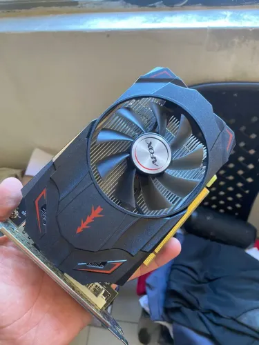 PLACA VIDEO RX 550 2GB, LEIA DESCRIÇÃO 