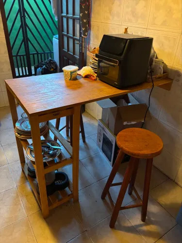 MESA BANCADA + DOIS BANCOS DE MADEIRA PINUS
