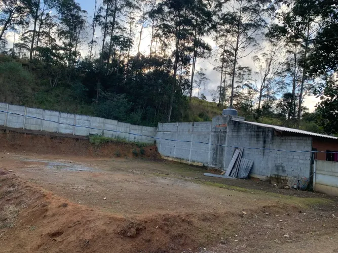 Terreno em Embu das Artes