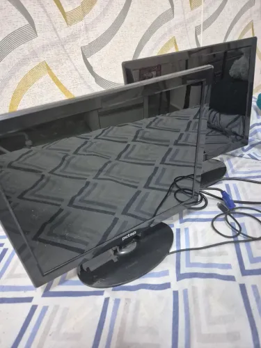 2 telas por 100 reais