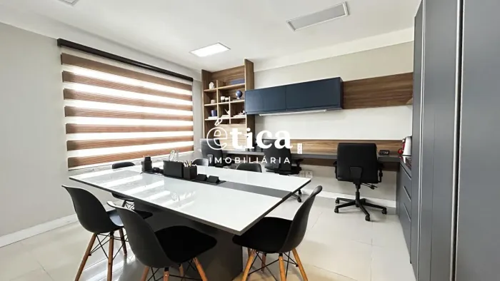 Sala Comercial Mobiliada com 70 m² e 2 Vagas de Garagem para Locação