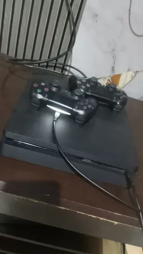 Ps4 slim 1tb