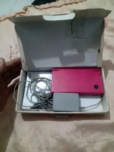Nintendo DSi com defeito