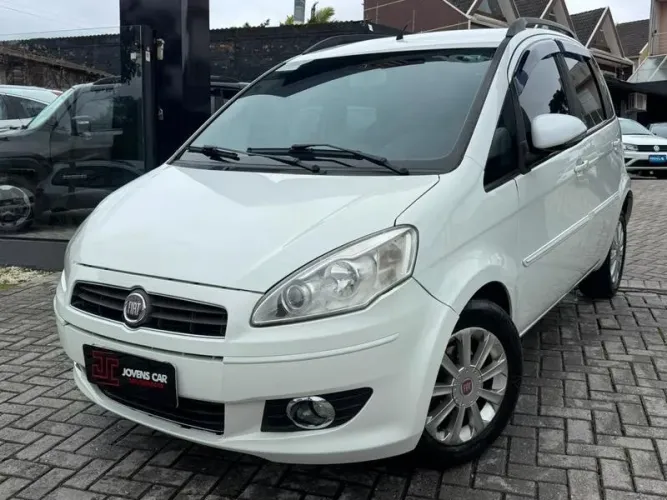 Fiat Idea Attractive 1.4 Fire Flex 8V 5P 2012