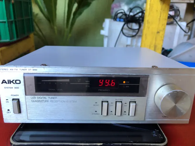 Tuner Aiko 3000