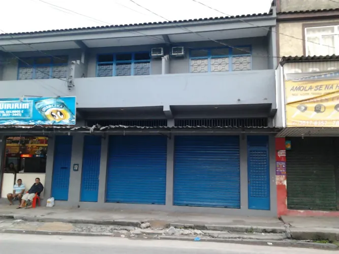 Imóvel para aluguel possui 104 metros quadrados com 1 quarto em Vila Valqueire - Rio de Ja