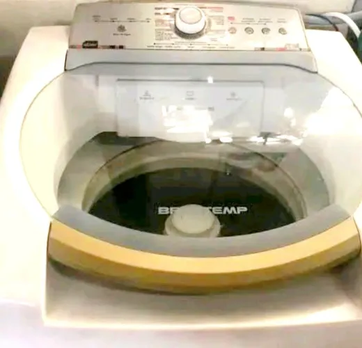 Máquina de lavar roupa Brastemp 