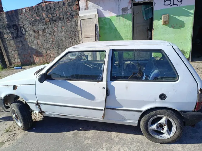 Fiat Uno Mille 1.0 Fire/ F.flex/ Economy 2P 2004