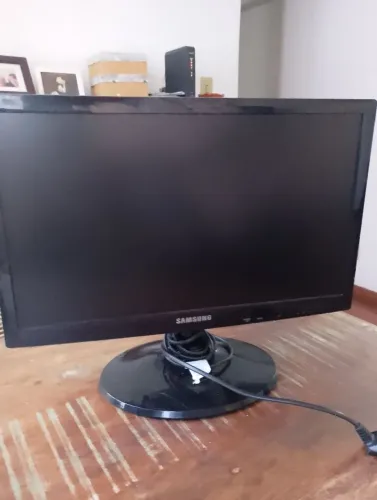 Monitor LG 20 polegadas